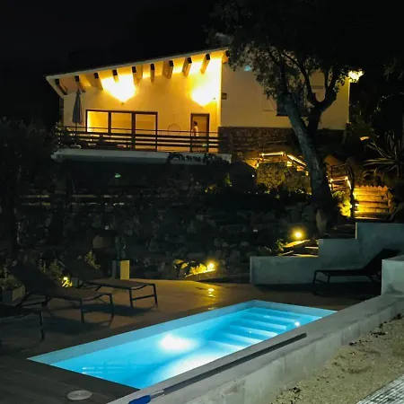 别墅 Casa Roques Negres